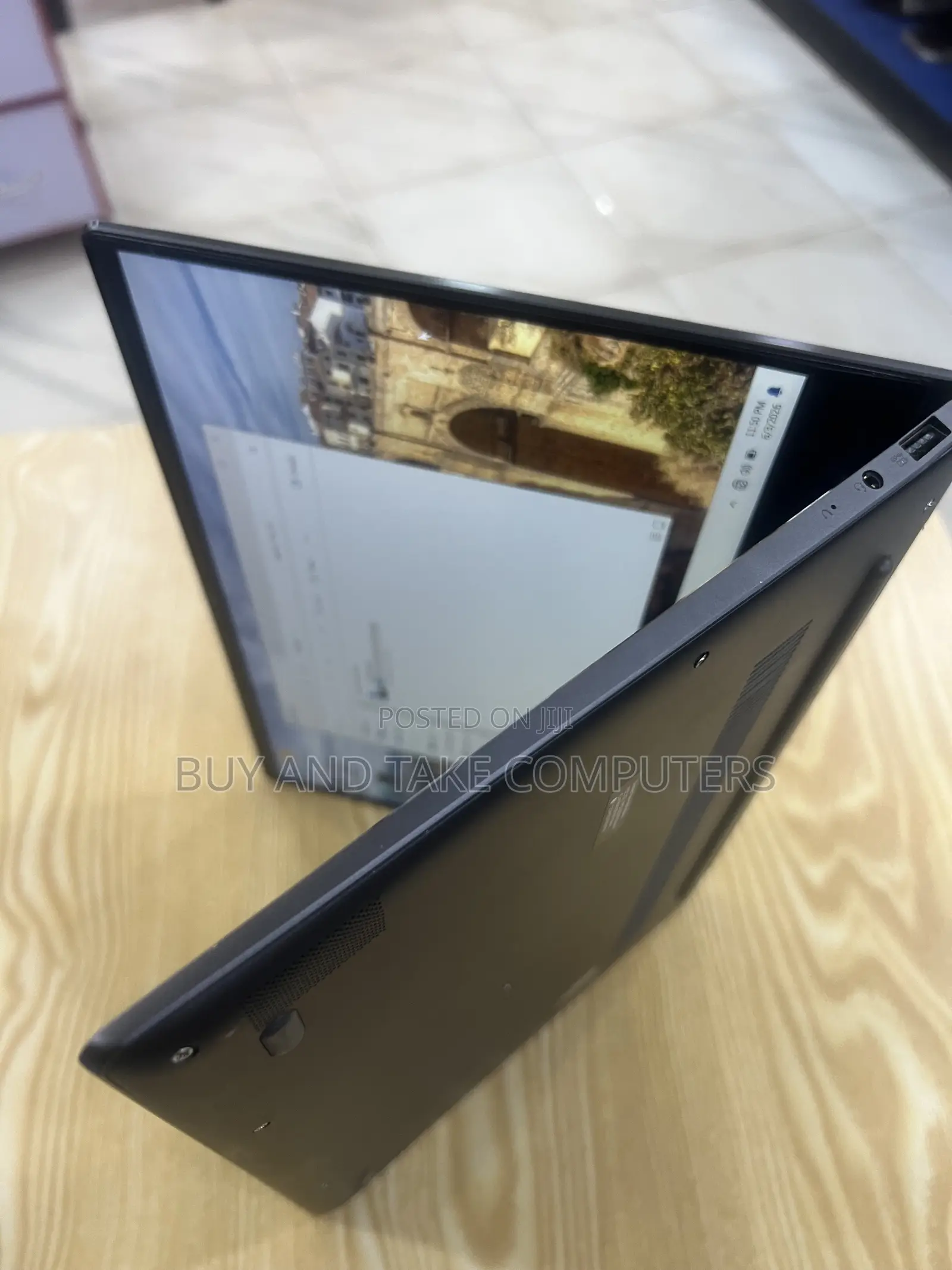 Laptop Lenovo IdeaPad 520S 8GB Intel Core i5 SSD 256GB