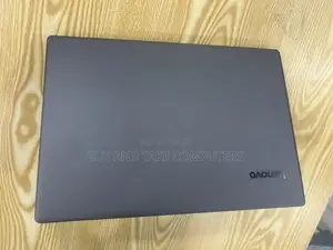 Laptop Lenovo IdeaPad 520S 8GB Intel Core i5 SSD 256GB