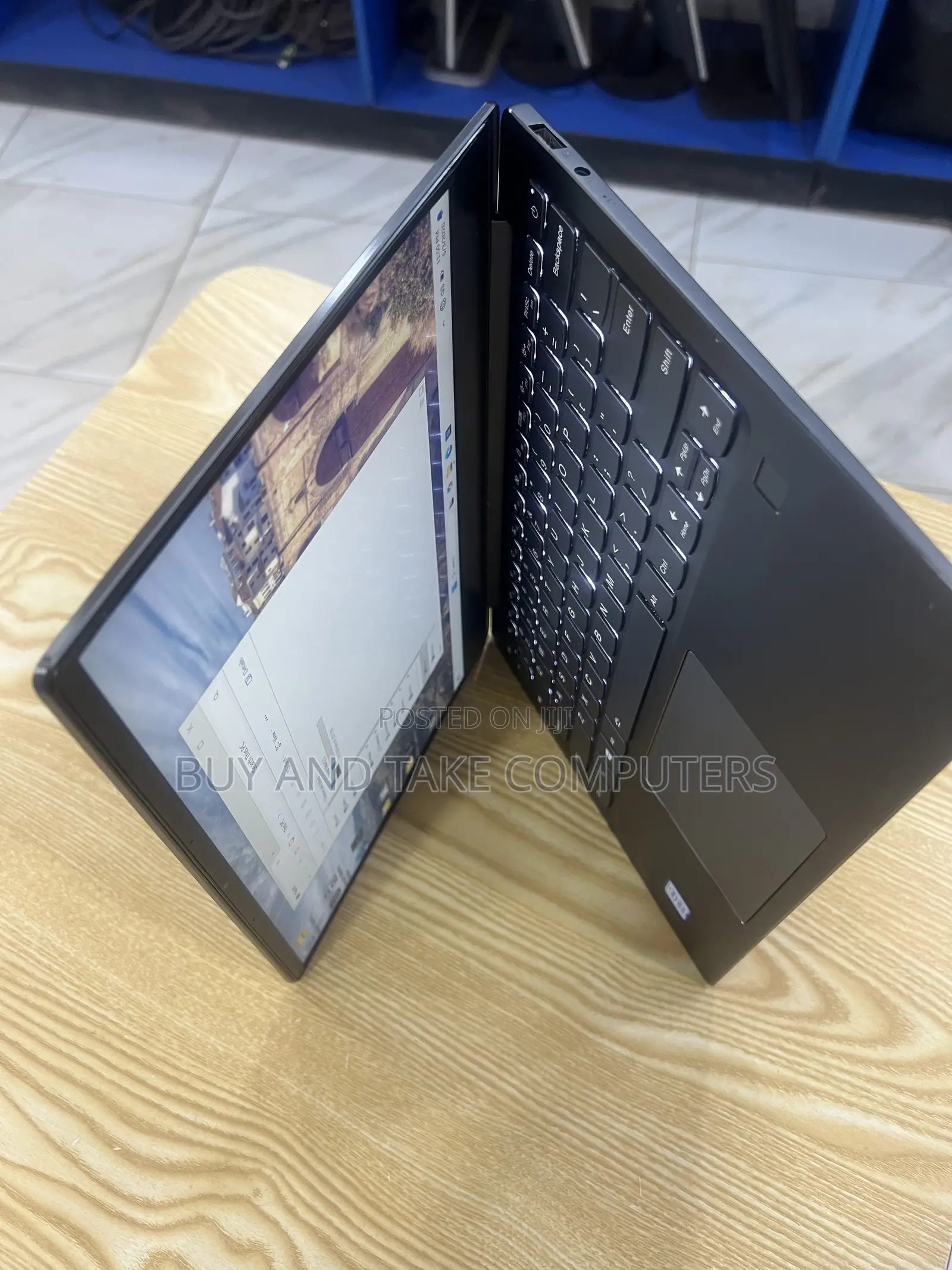 Laptop Lenovo IdeaPad 520S 8GB Intel Core i5 SSD 256GB