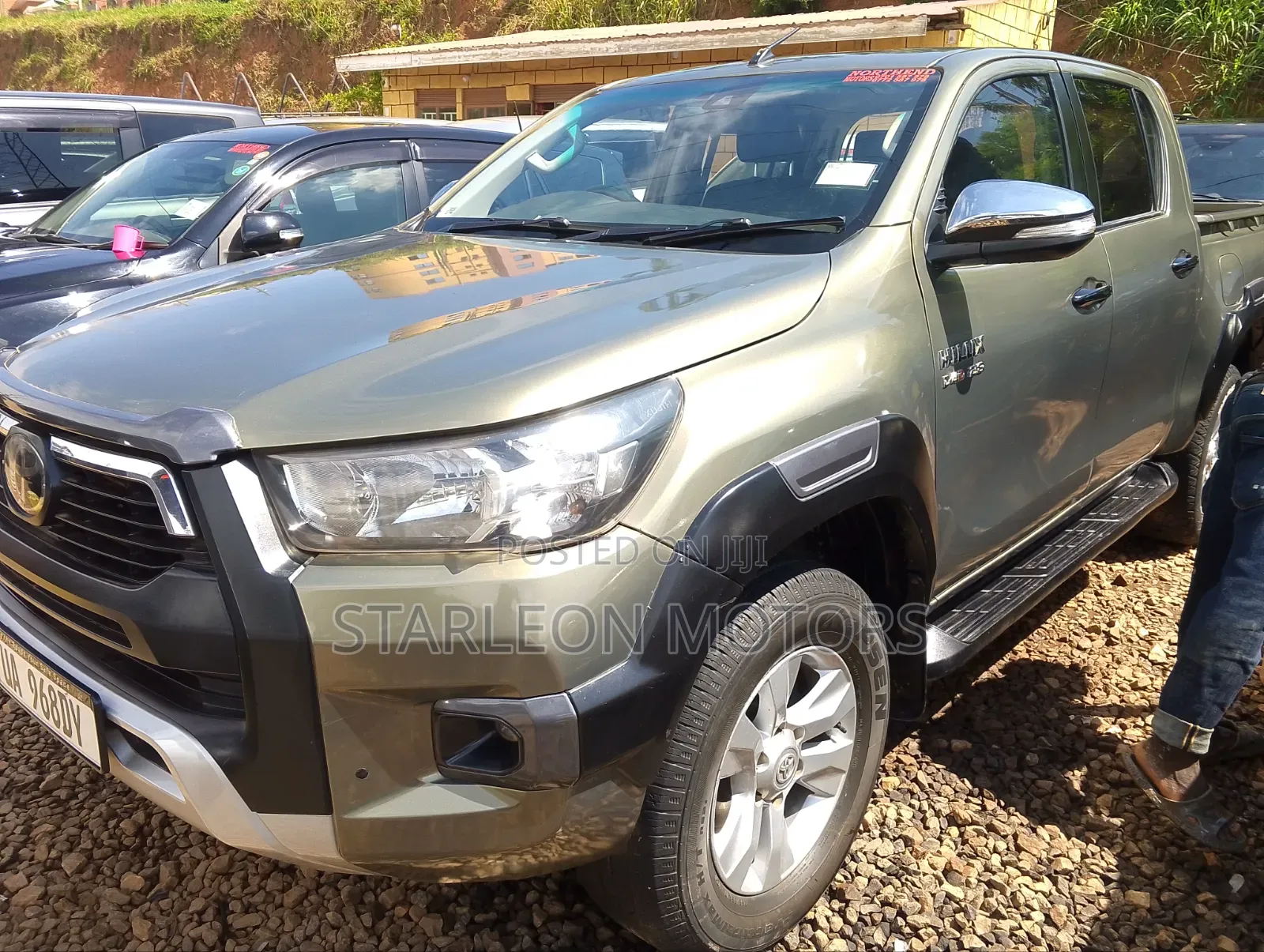 Toyota Hilux Revo Double Cab Deisel 2.8 RWD 2021 Green