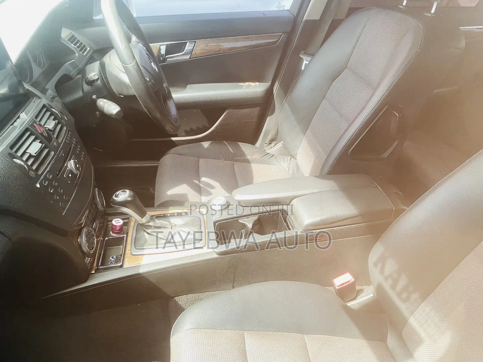 Mercedes-Benz C200 2008 White