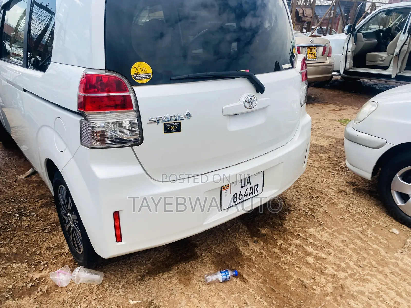Toyota Spade 2012 White