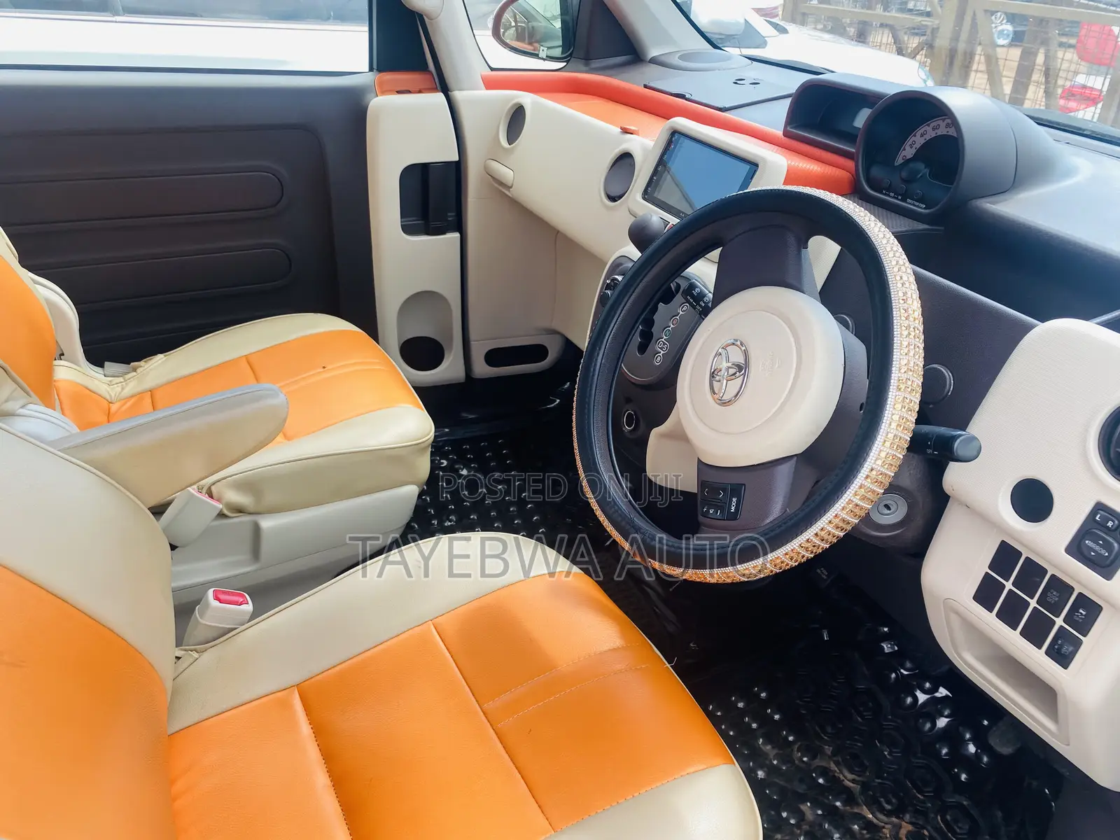 Toyota Spade 2012 White