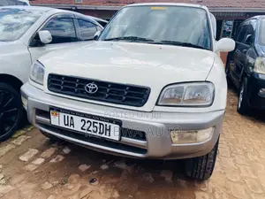 Toyota RAV4 Automatic 2000