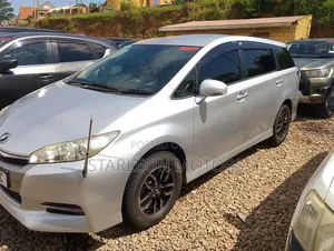 Toyota Wish 2012 Silver