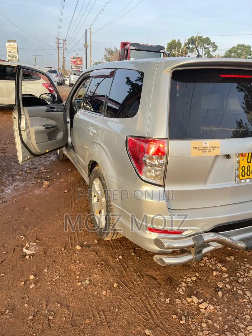 Subaru Forester 2009 Silver