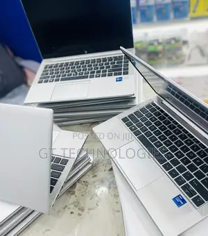 Laptop HP EliteBook 830 G8 16GB Intel Core i7 SSD 256GB