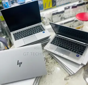 Laptop HP EliteBook 830 G8 16GB Intel Core i7 SSD 256GB