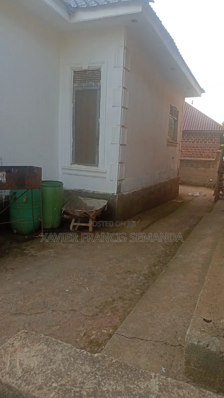 4bdrm Bungalow in 100X80X60 Ft, Nabweru for sale