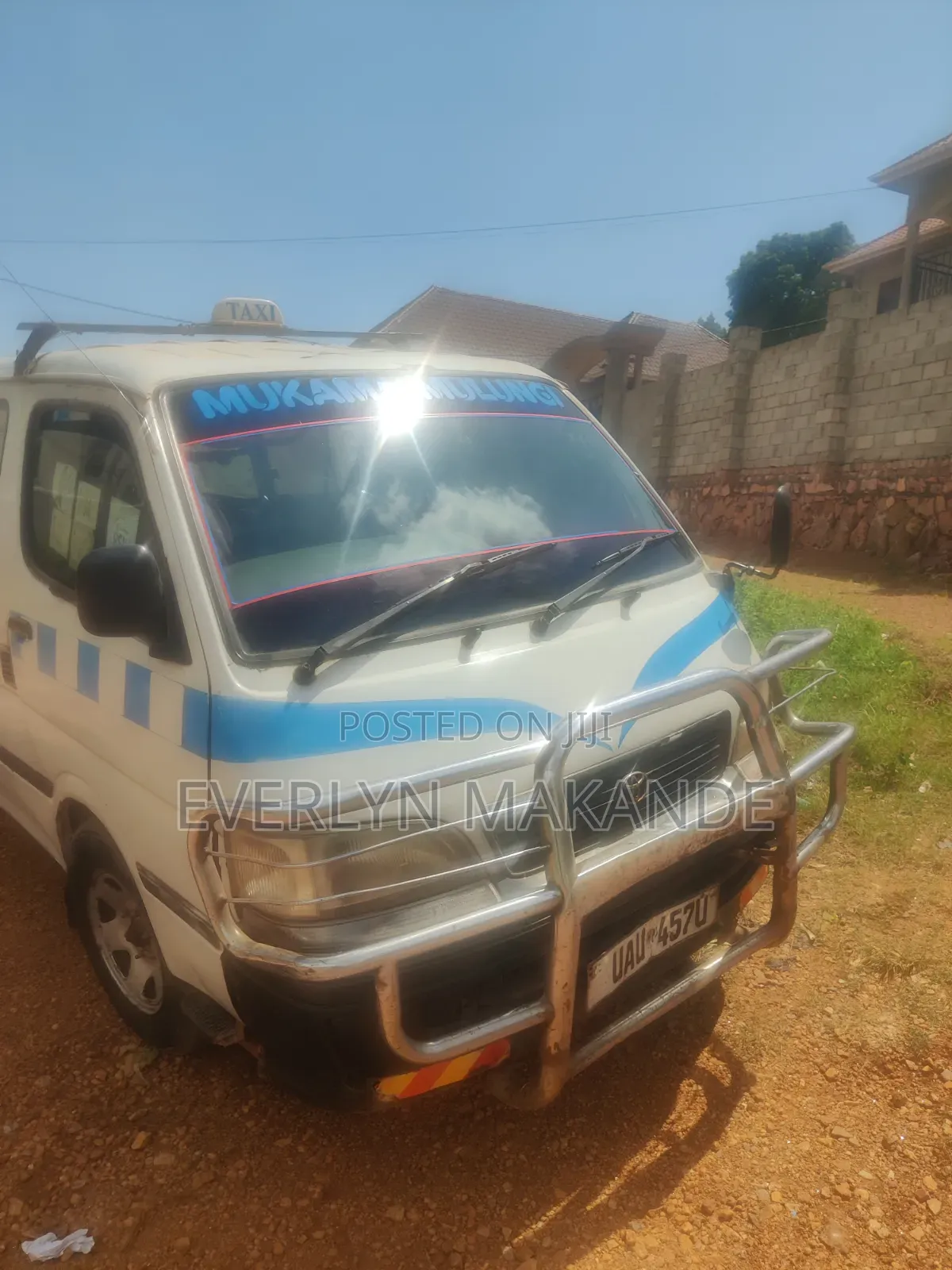 Toyota HiAce 1980 White