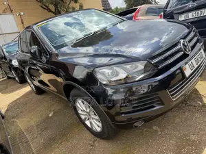 Volkswagen Touareg 2016 Black