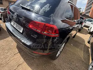 Volkswagen Touareg 2016 Black
