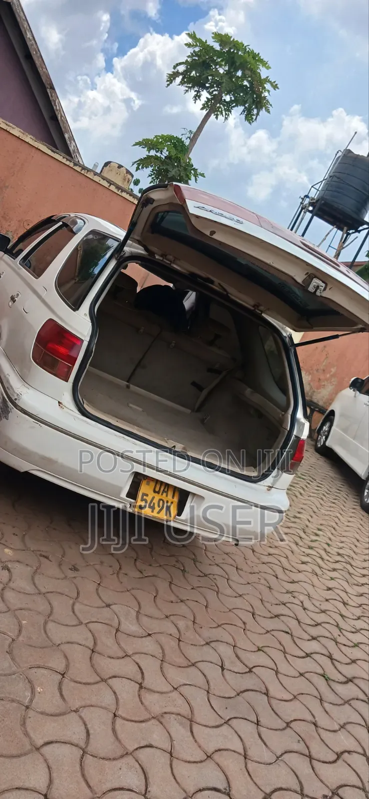Toyota Vista 2000 White