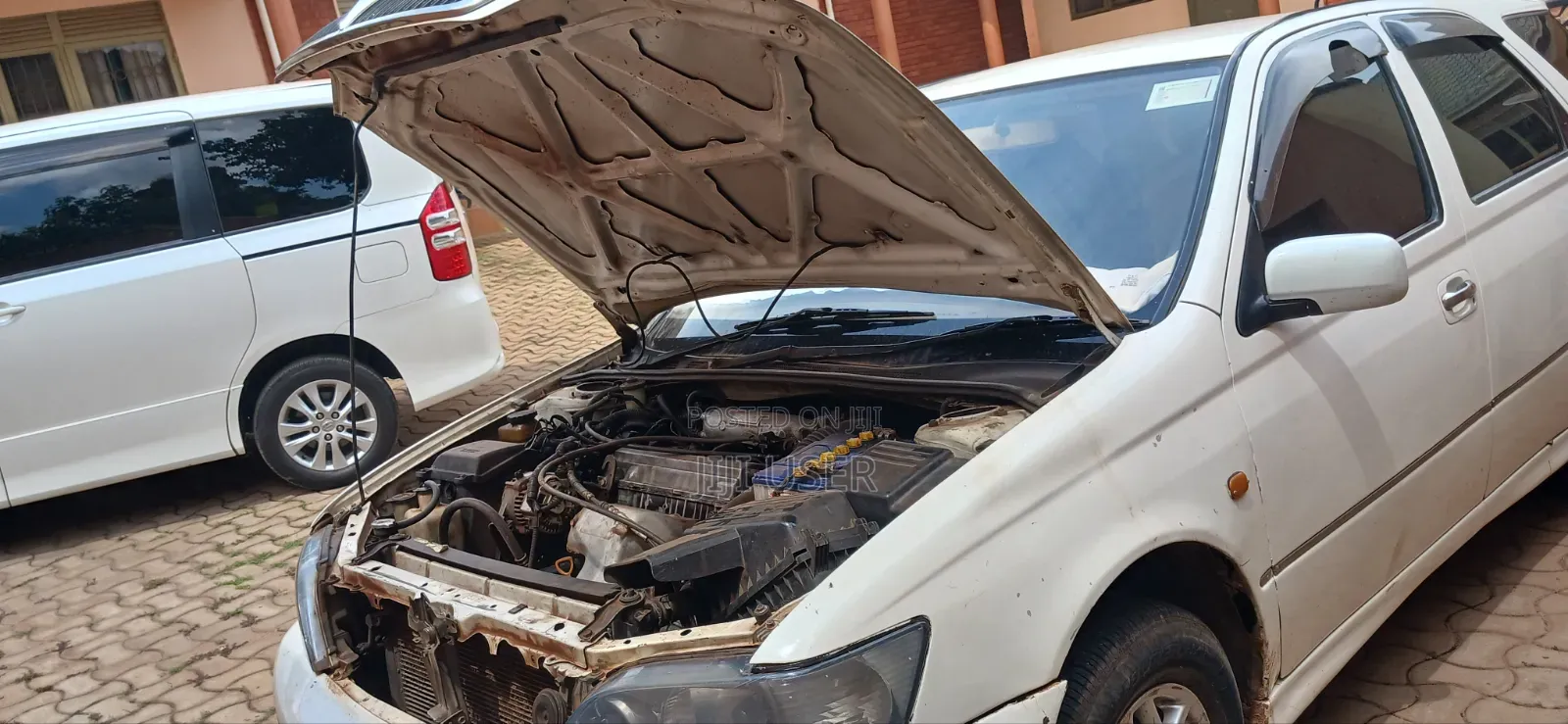 Toyota Vista 2000 White