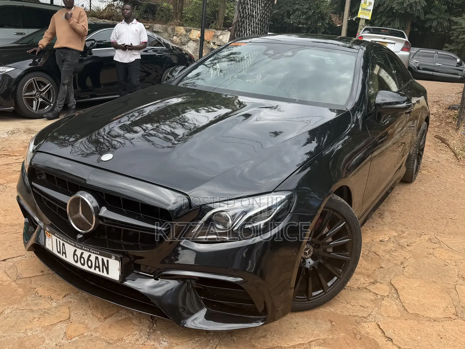 Mercedes-Benz E200 2020 Black