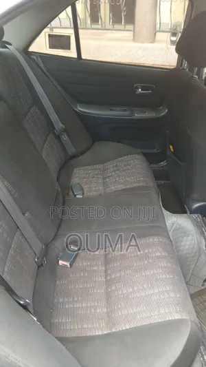 Toyota Altezza 2000 Black