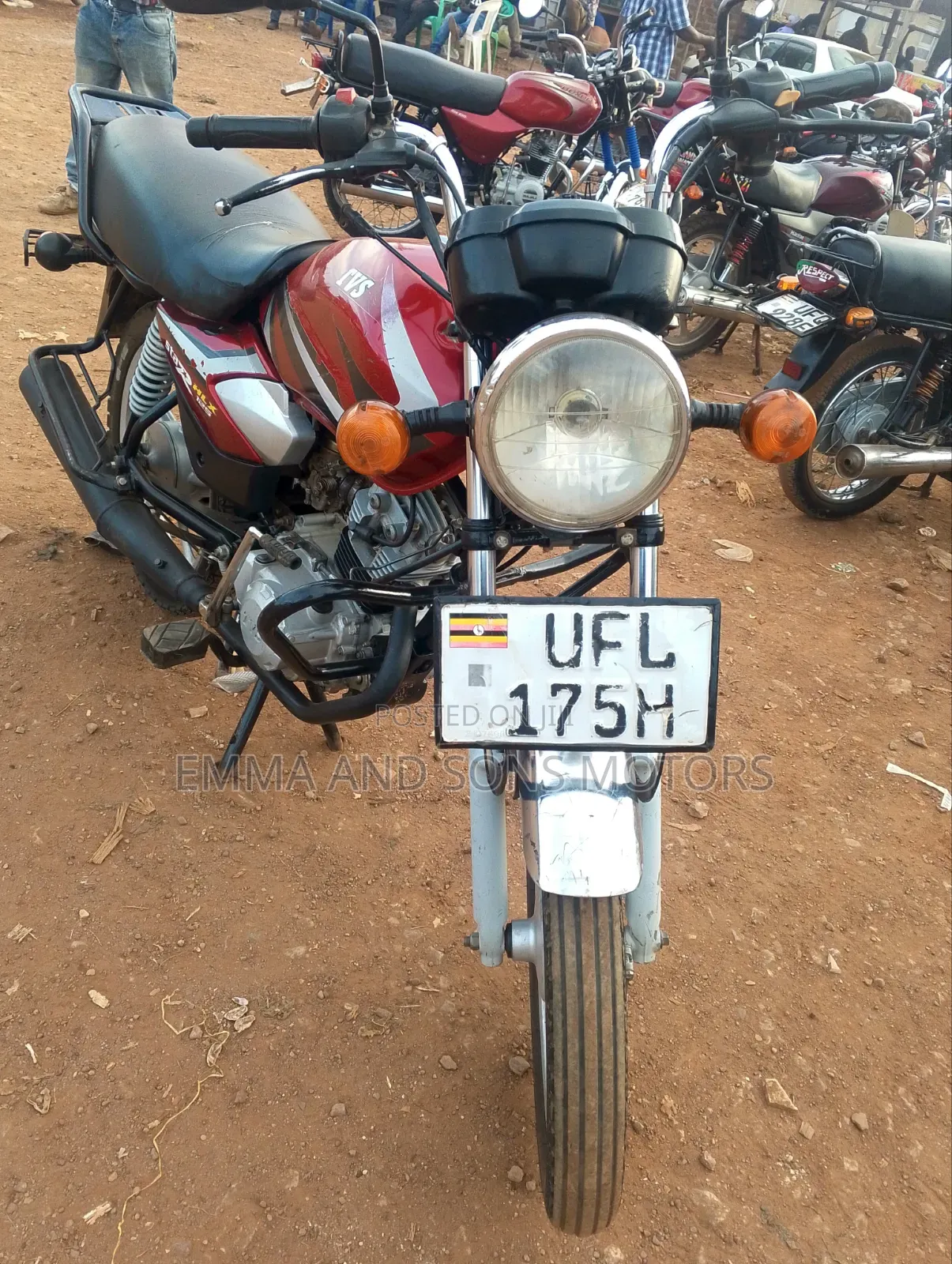 TVS HLX 125 2023 Red