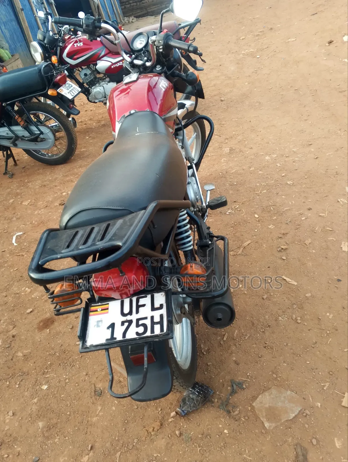 TVS HLX 125 2023 Red