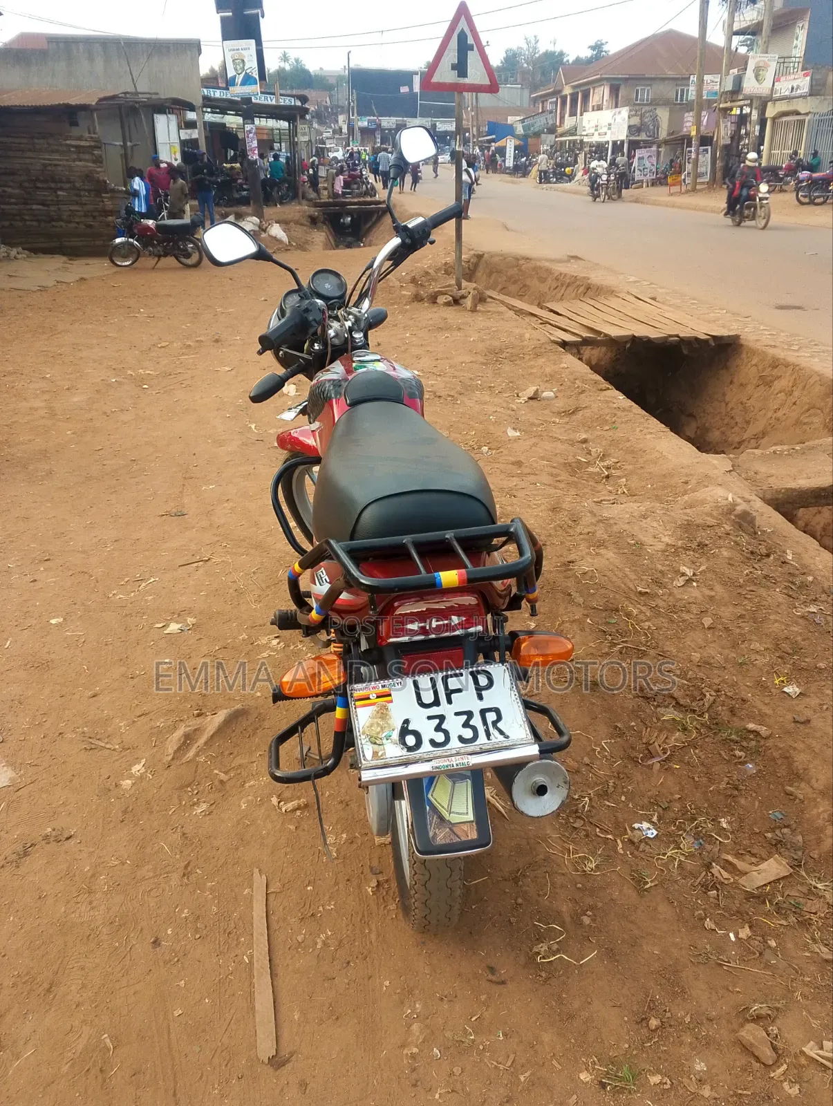 Bajaj CT 110X 2023 Red