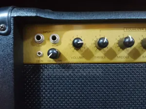 Mavis Guitar Combo