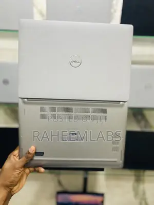 Laptop Dell Latitude 5310 8GB Intel Core i5 SSD 512GB