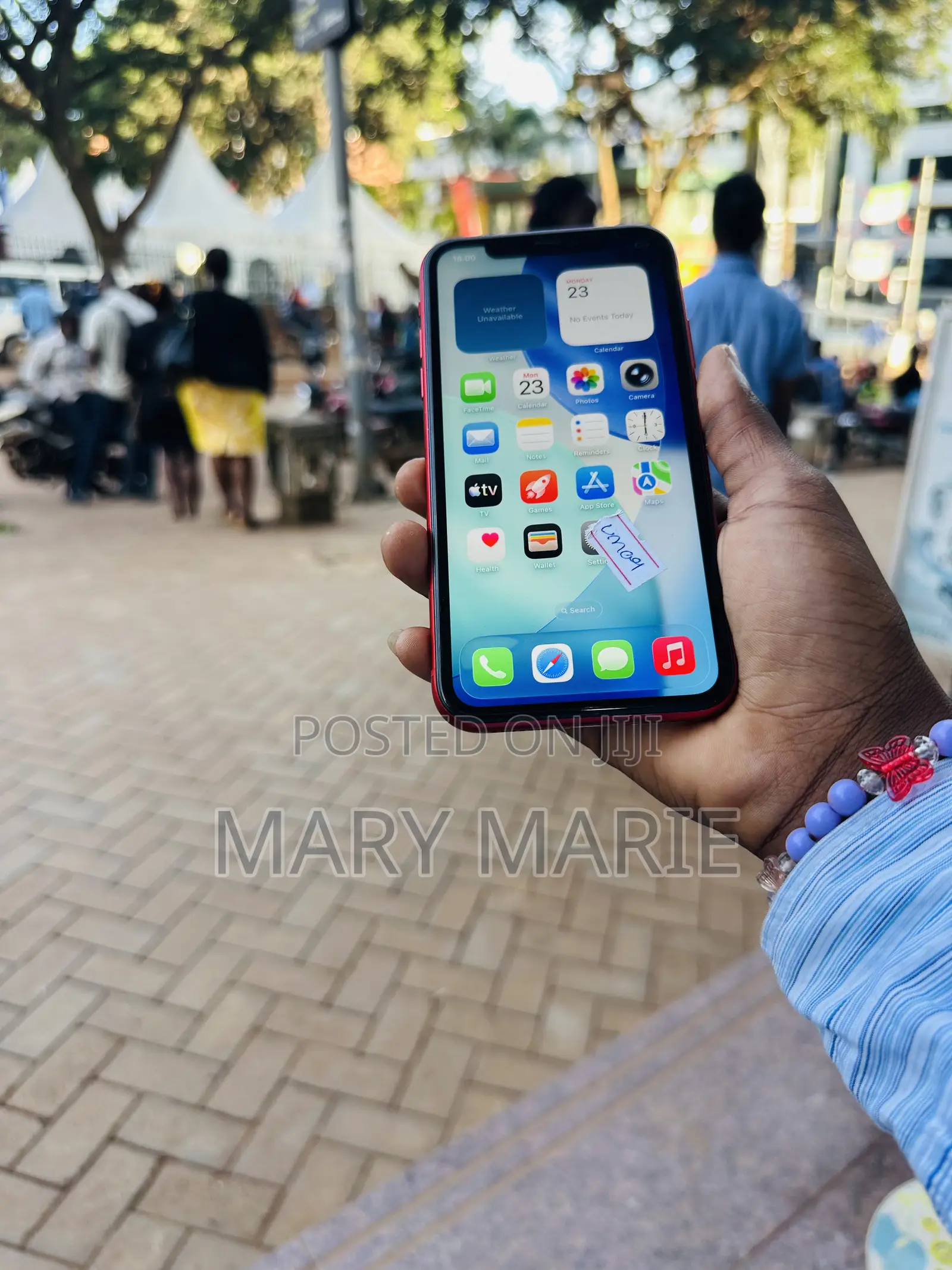 New Apple iPhone 11 64 GB Red