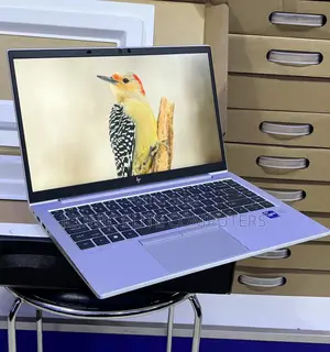 New Laptop HP EliteBook 840 G8 8GB Intel Core i5 SSD 256GB