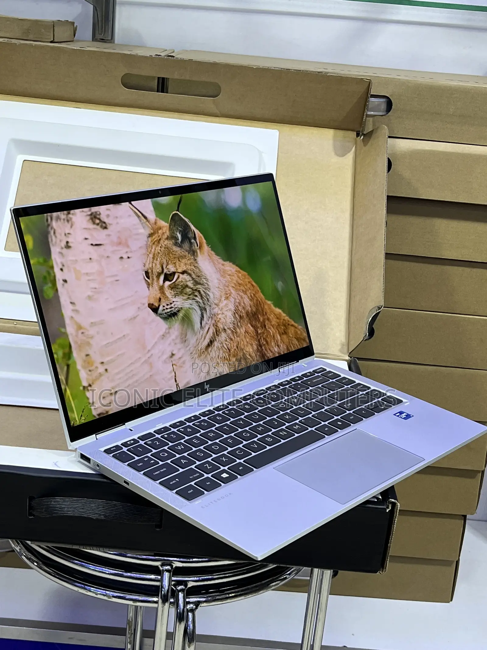 New Laptop HP EliteBook 1040 G8 16GB Intel Core i7 SSD 512GB