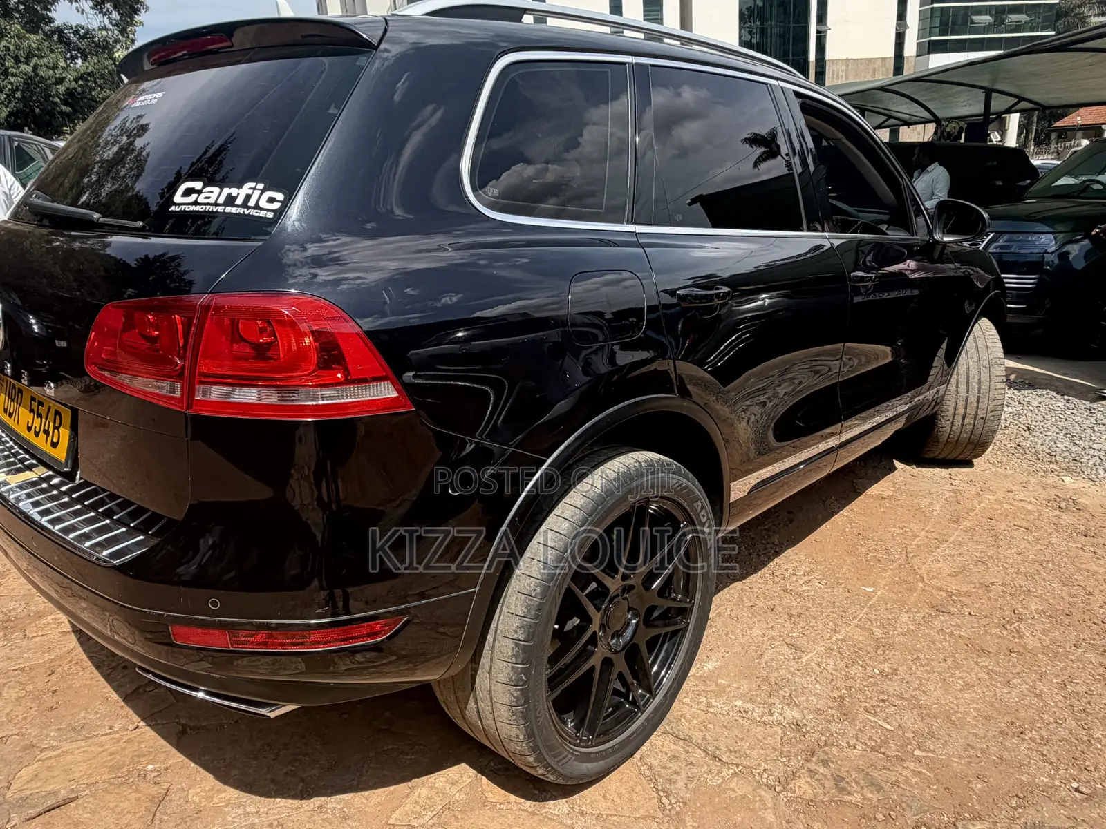 Volkswagen Touareg 2012 Black