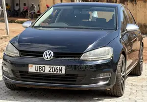 Volkswagen Golf TSI SE 4-Door FWD 2016 Black