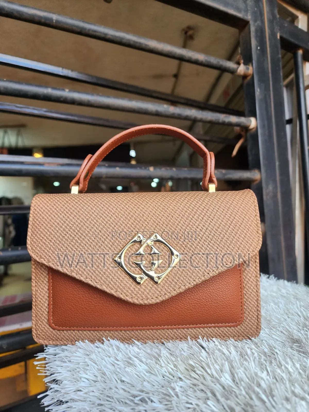 Ladies Shoulder Bags