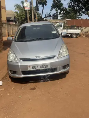Toyota Wish 2004 Silver