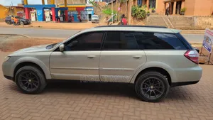 Subaru Outback 2.5 2006 Beige