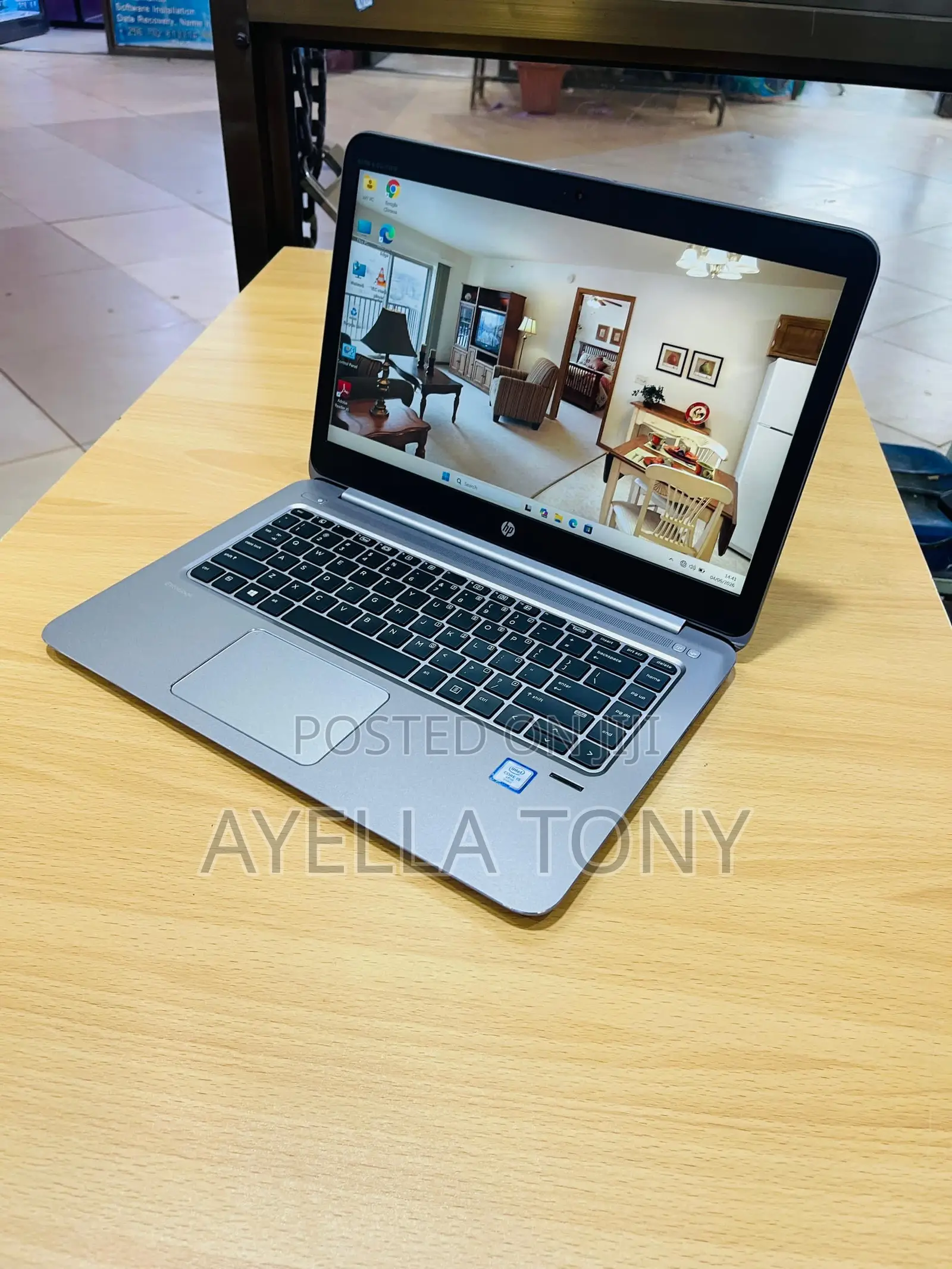 New Laptop HP EliteBook Folio 1040 G3 8GB Intel Core i5 SSD 256GB