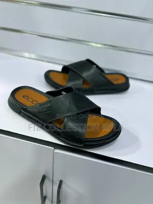 Ecco Midnight Trek Sandal Black