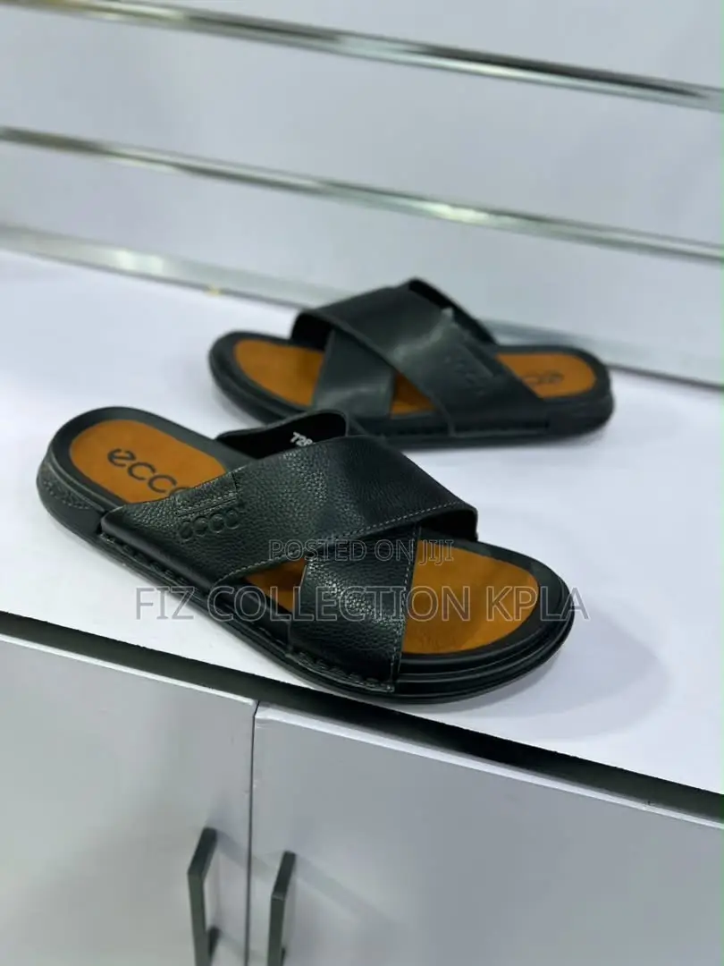 Ecco Midnight Trek Sandal Black