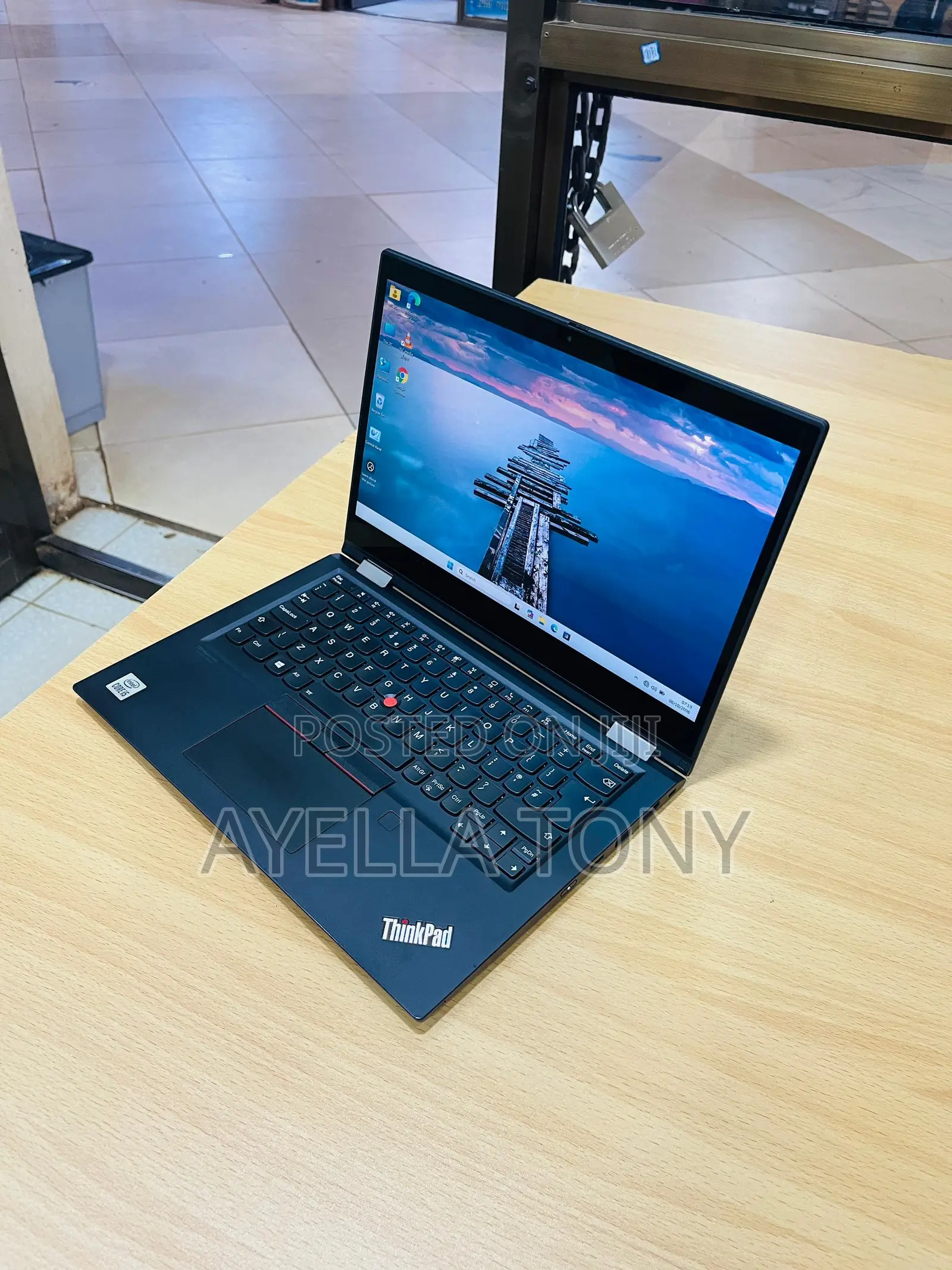 New Laptop Lenovo ThinkPad x13 Yoga 8GB Intel Core i5 SSD 256GB