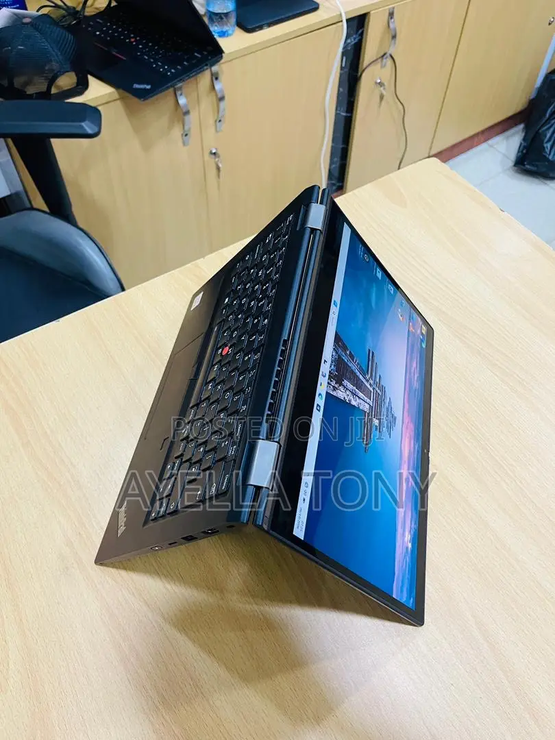 New Laptop Lenovo ThinkPad x13 Yoga 8GB Intel Core i5 SSD 256GB
