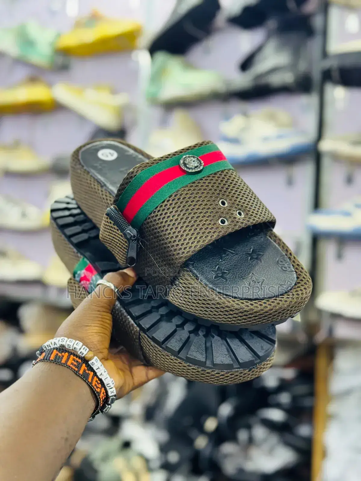 Trendy Luxury-Inspired Platform Slides – Navy Blue Stripe Detail