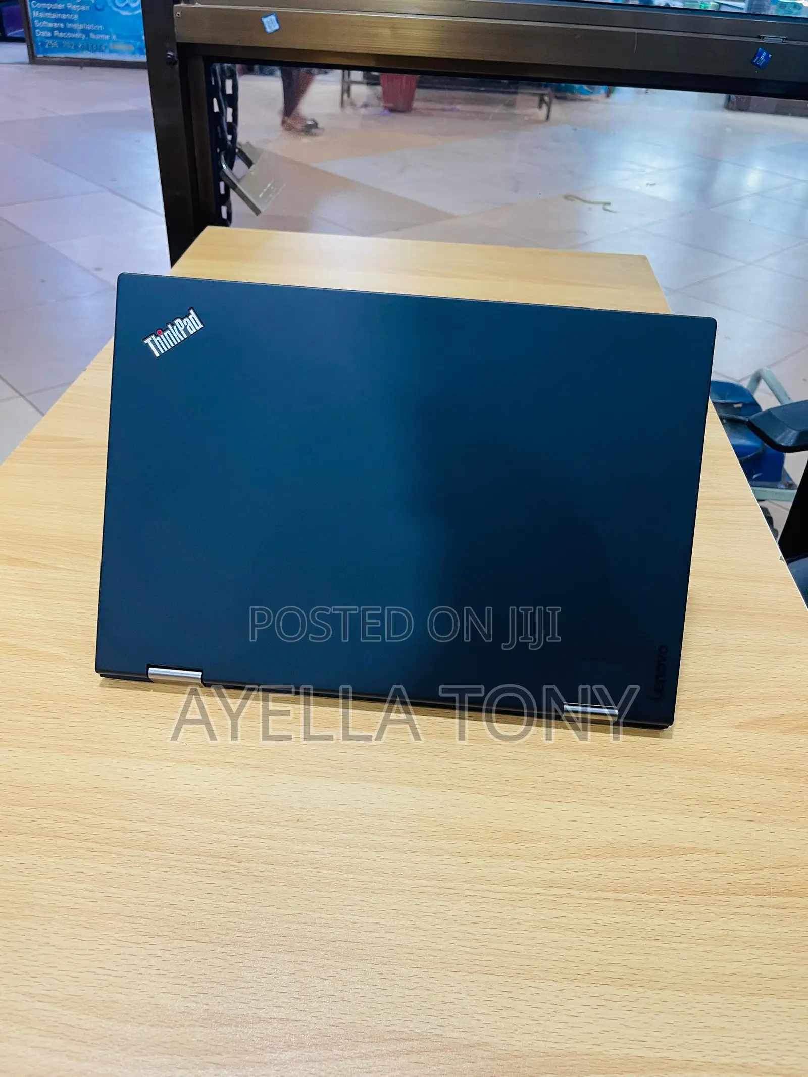 New Laptop Lenovo ThinkPad X1 Yoga 8GB Intel Core i5 SSD 256GB