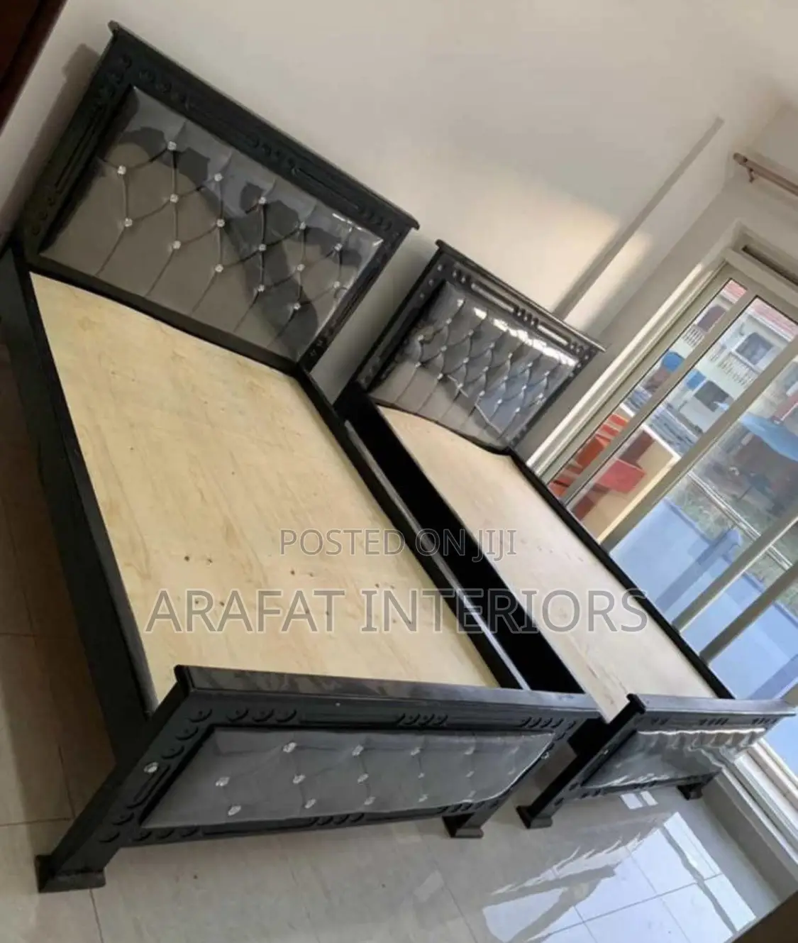 Royal Black Tufted Bed Ensemble