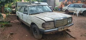 Mercedes-Benz W123 1983 White