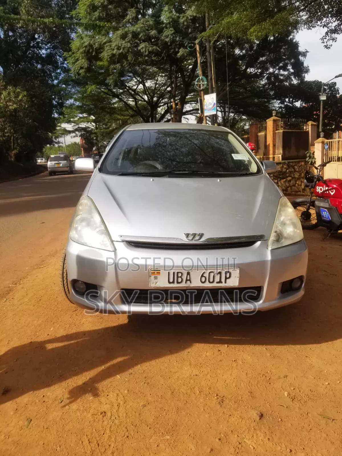 Toyota Wish 2004 Silver