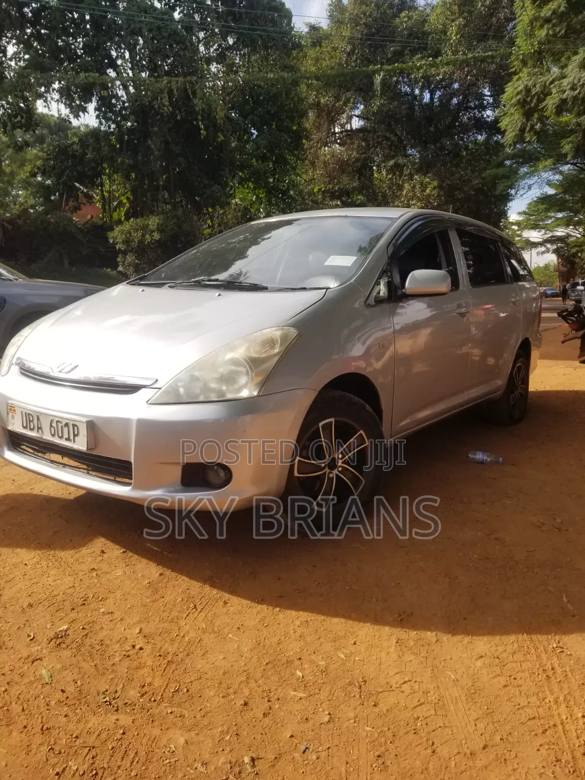 Toyota Wish 2004 Silver