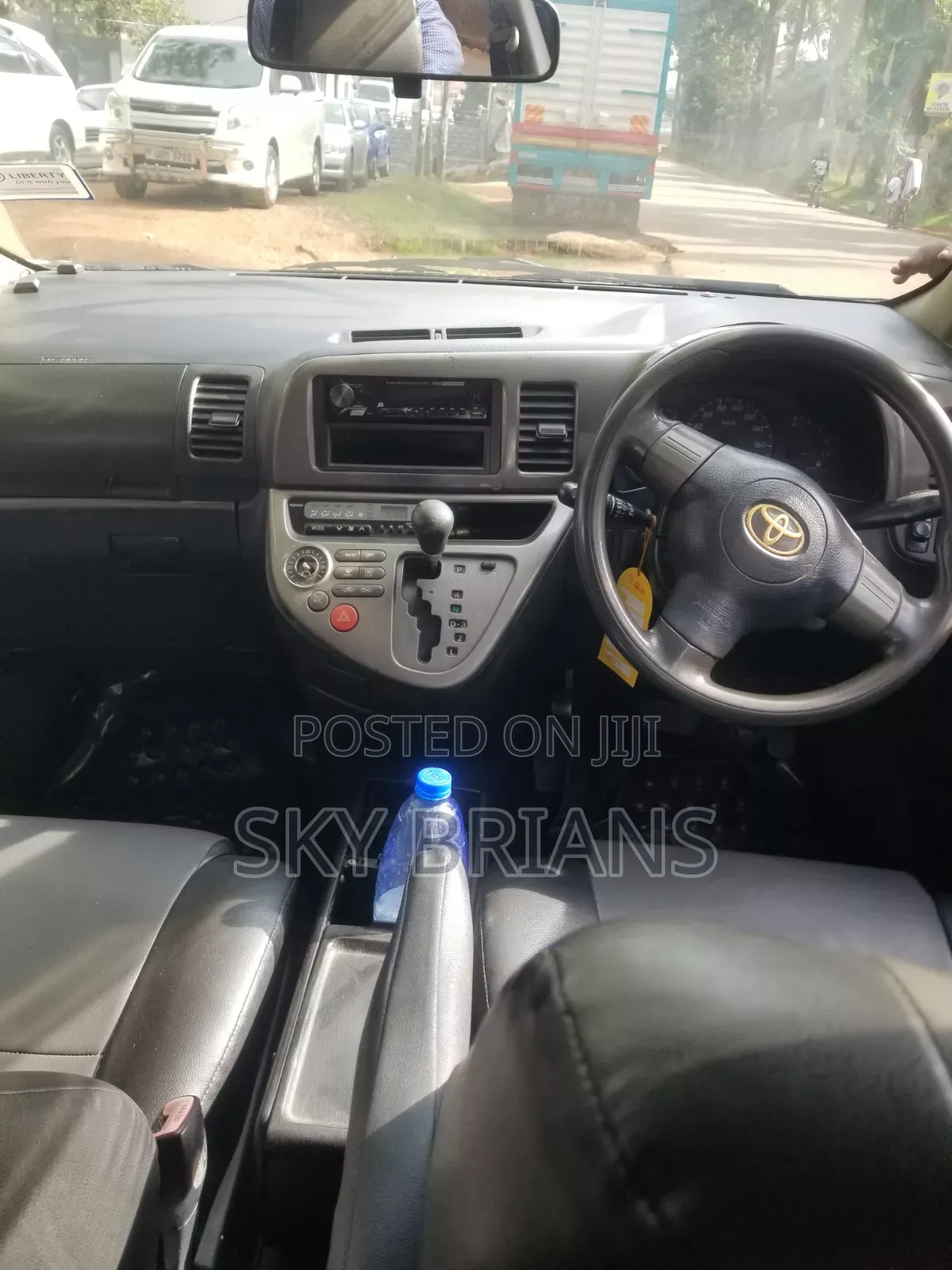 Toyota Wish 2004 Silver