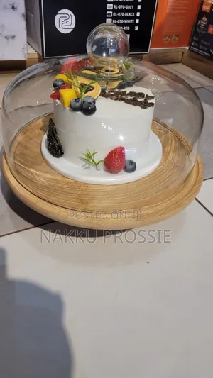Rotating Cake Stand