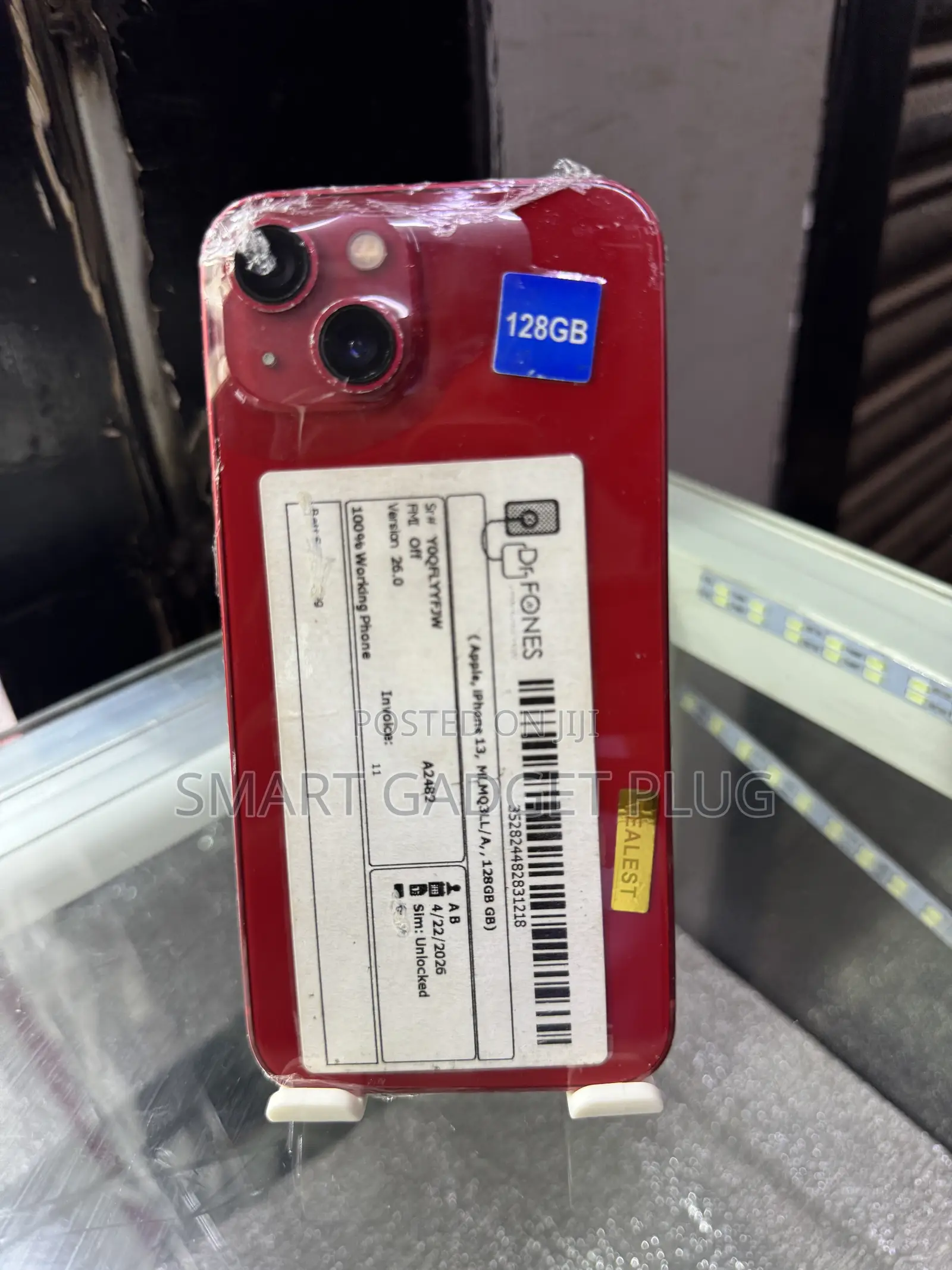 Apple iPhone 13 128 GB Red