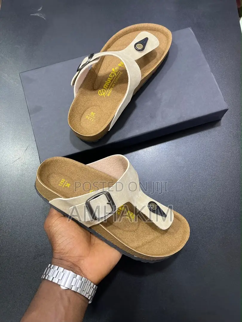 Classic Flip Flop Style Summer Birkenstock Ladies Sandals in Stock