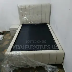 Four Seater Bed With One Side Drower