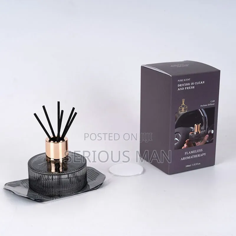 Glamour Cheery Flameless Car Aromatherapy Set Is a 100ml